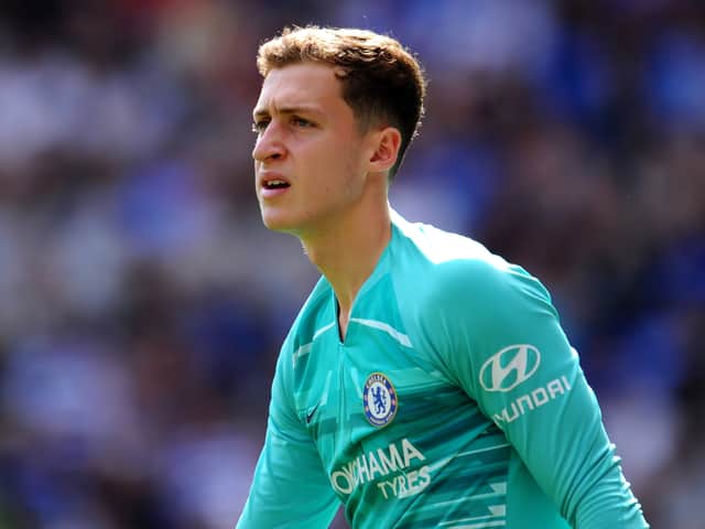 <p>Jamie Cumming arrives at MK Dons on loan from Chelsea</p>