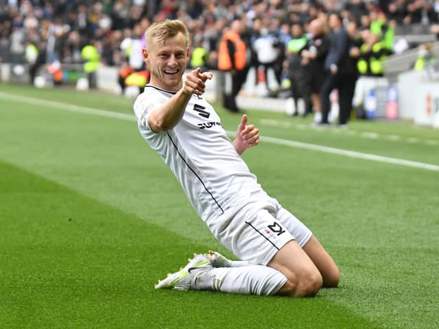 <p>Harry Darling’s move to Swansea City has been confirmed after completing his medical earlier today. Liam Sweeting said the deal will help Dons in both the short and long term.</p>