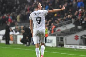 Scott Twines has signed for Burnley after a season at MK Dons where he scored 20 goals, provided 13 assists and was named League One Player of the Season