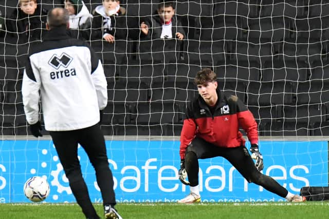 Sandford will be a familiar face to Dons fans watching the goalkeepers warming up last season