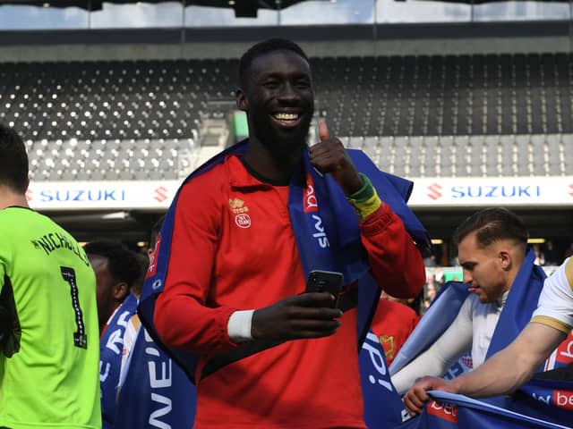 Ouss Cisse has completed a move to Ebbsfleet United