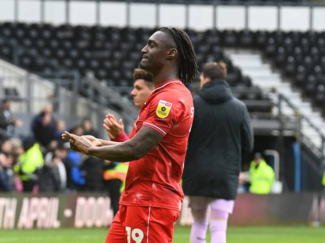 Anthony Stewart returned to MK Dons on loan from Aberdeen on Friday