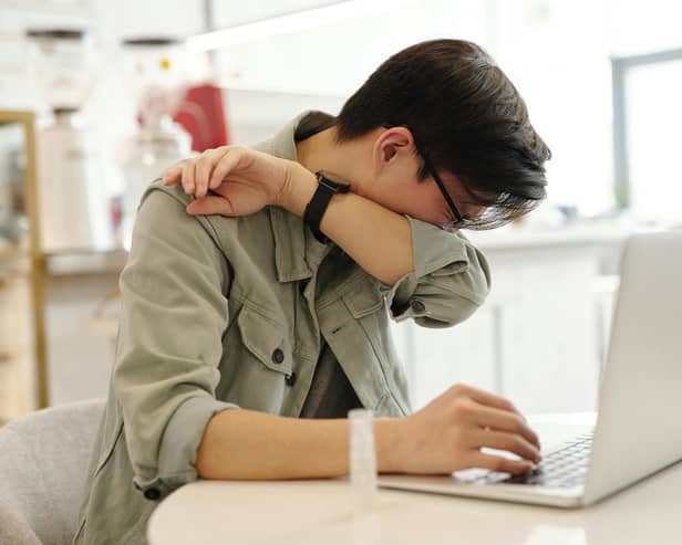 The symptoms of freshers flu are similar to that of a bad cold. (Photo: Pexels/Edward Jenner)