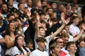MK Dons fans