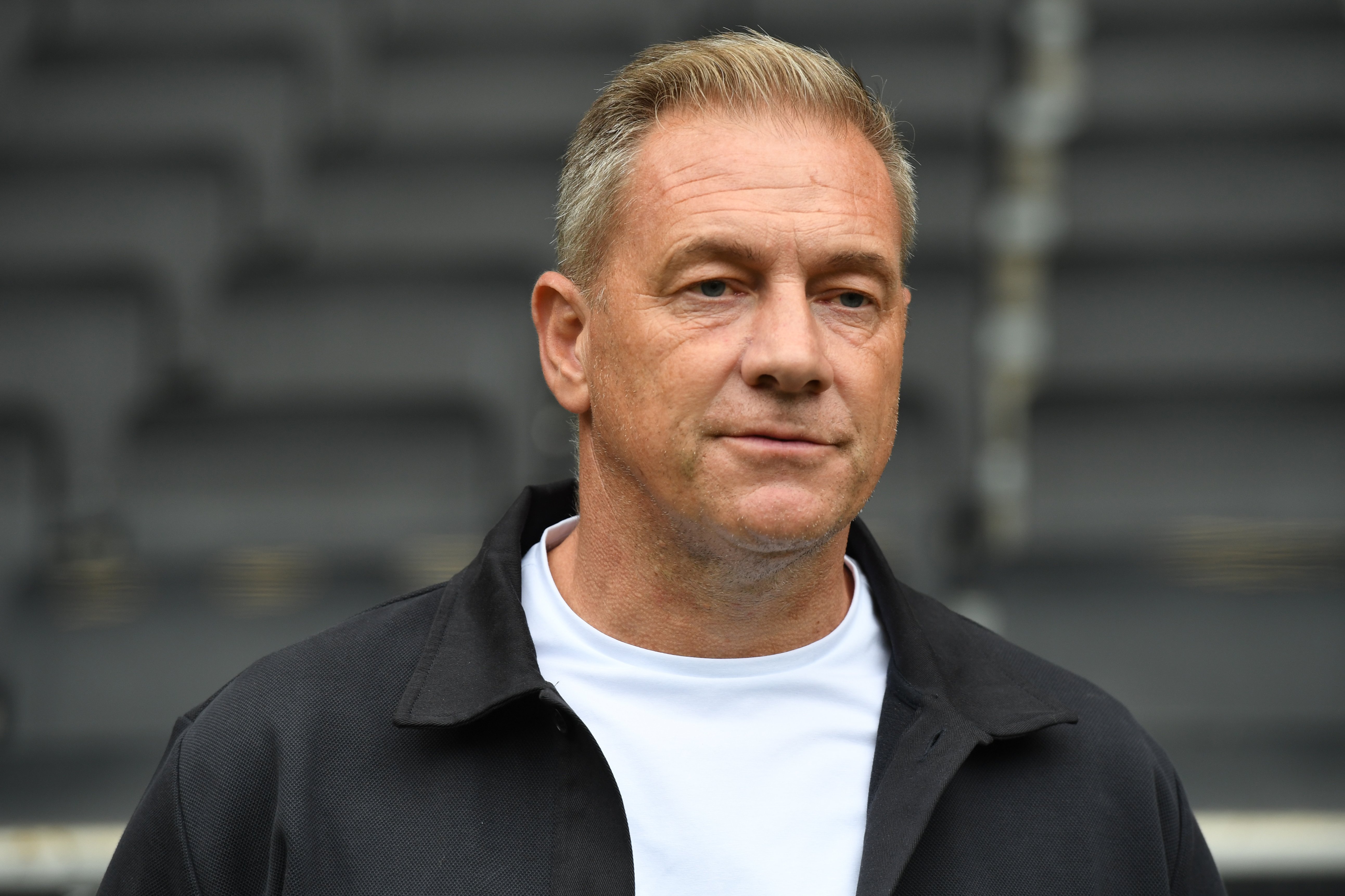 Lindsey warns of a wake-up call after Dons emphatic defeat to Newport 