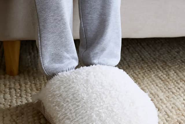Heatable Foot Warmer