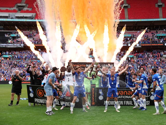 Oldham Athletic beat Southend at Wembley to return to the Football League