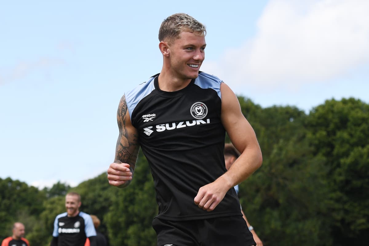 "Culture was not good": Hendry on how Warne has changed things at MK Dons