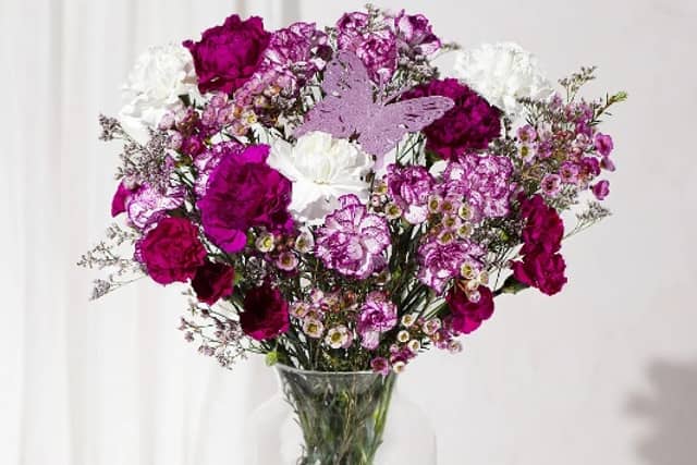 Celebrate birthdays with confidence by choosing bouquets from Bunches, the customer-voted UK's favourite family business.
