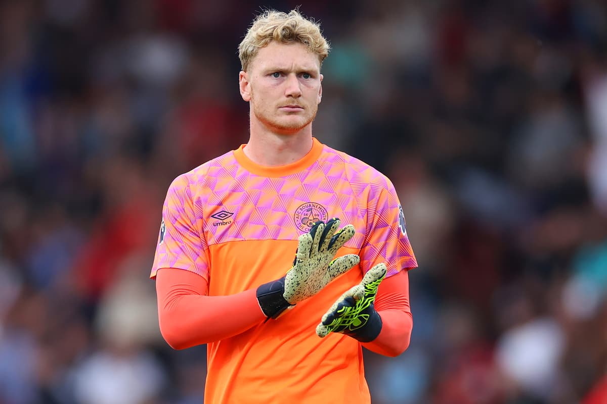 Dennis verabschiedet sich per Nachricht von Bournemouth nach seinem ...