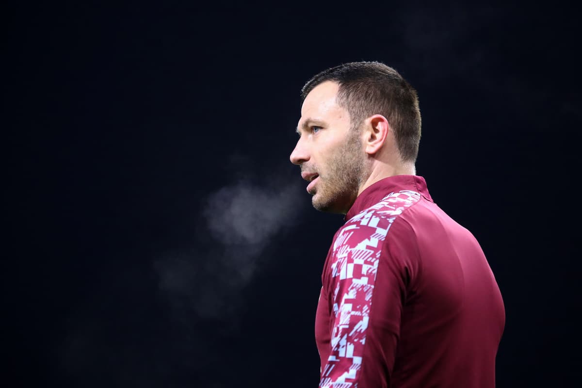Bardsley traut Warne zu, Unentschieden bei den MK Dons in Siege zu ...