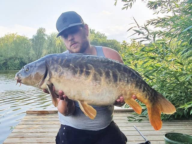 MITCH Ridgway's Lodge carp