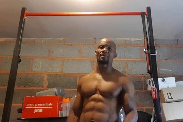 Idai Makaya is the new world record holder for the most chin-ups done in 24 hours