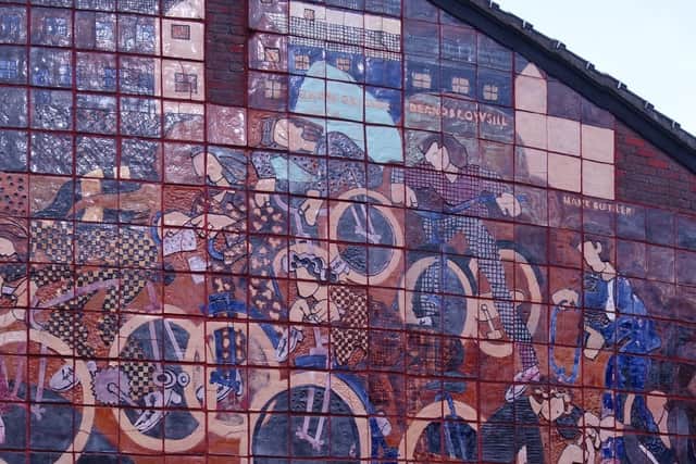 Close up of the bicycle mural
