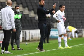 Russell Martin gives instructions