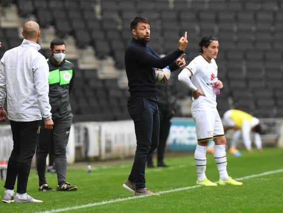 Russell Martin gives instructions