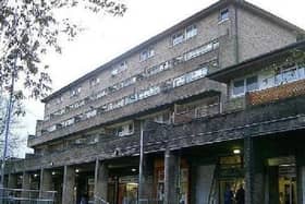 Serpentine Court