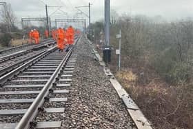 This landslide has caused delays of around 30 minutes for passengers traveling between Milton Keynes and Birmingham