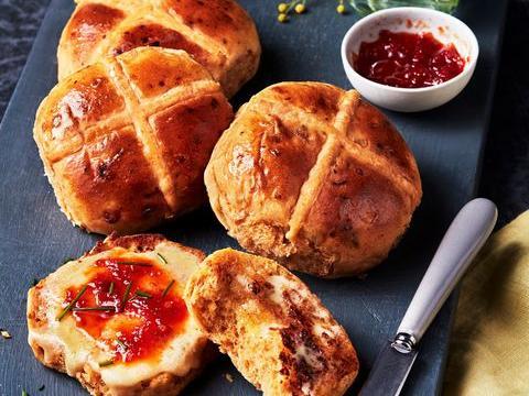 Chilli cheese hot cross buns