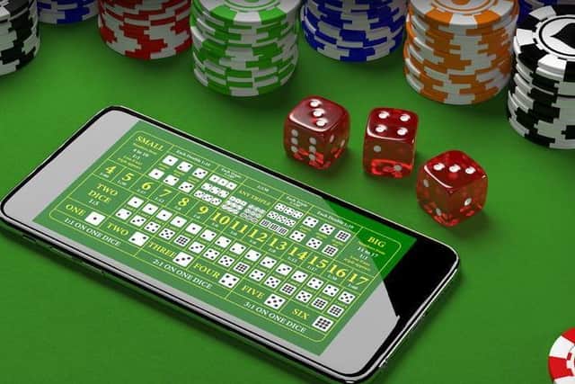 Customers will be contacted after an hour spent gambling online