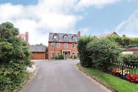 This 'handsome and imposing' 6-bed house near historic Toot in MK is on the market for £950k. Photos: Zoopla