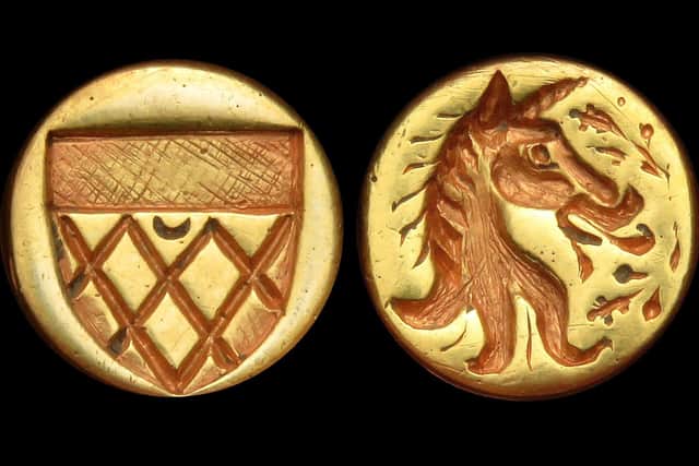 The two faces of the 17th-century signet ring