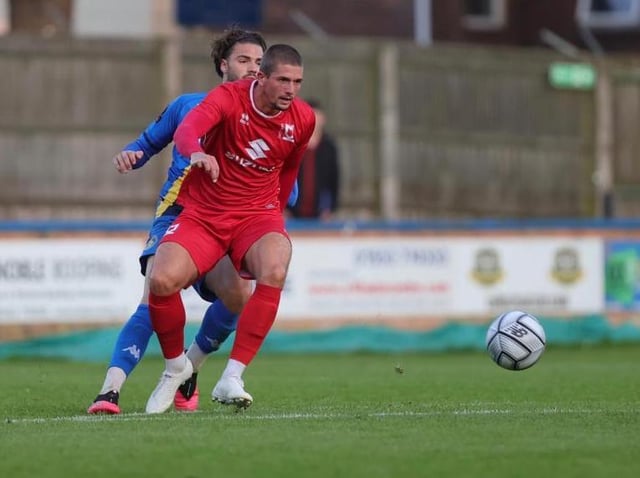 Max Watters scored Dons' third in the fourth quarter