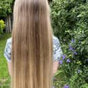Eve's extremely long hair