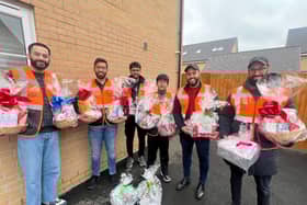 Young Muslims from AMYA prepare to spread the Christmas cheer in Milton Keynes