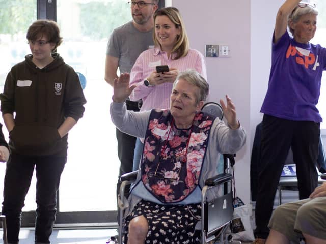 Families living with PSP &amp; CBD take part in an exercise class