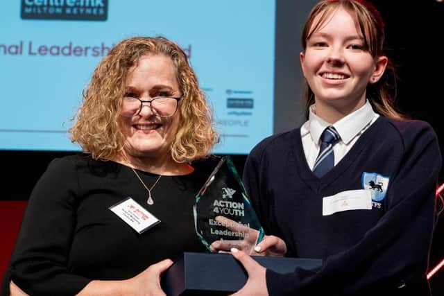 Kim Priest from centremk presents the Exceptional Leadership Award to Angelique from Sir Thomas Fremantle School