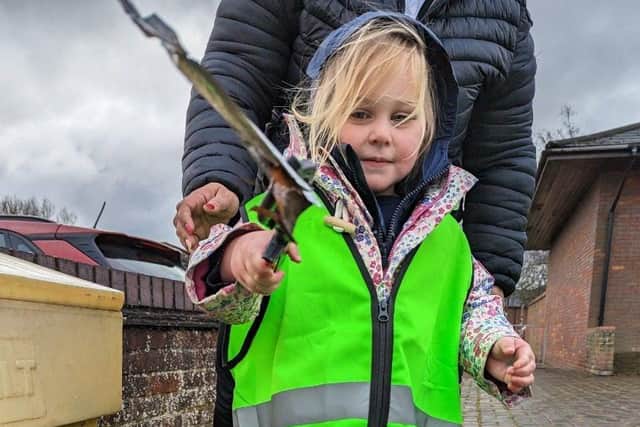 Meadow View Day Nursery children enjoy Great British Spring Clean