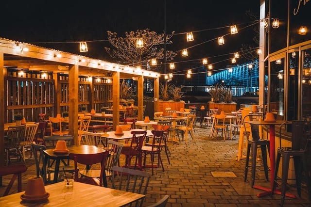 Located in the heart of Milton Keynes' Theatre District, the newly opened Midsummer Tap is a bar and restaurant serving up delicious food and drink. Images. Rated: 4.5