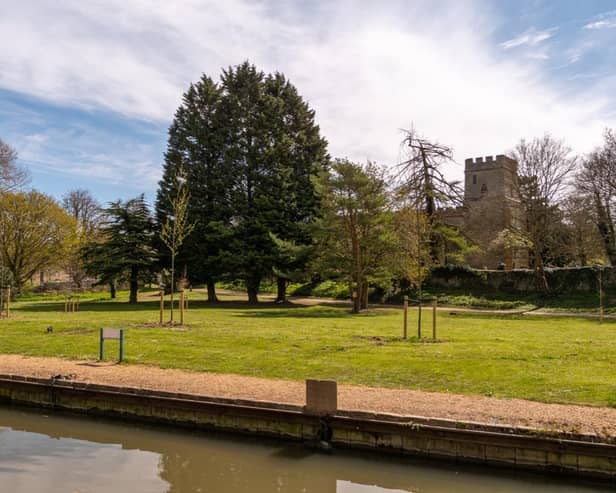 The peaceful stretch of canal at Great Linford Manor Park