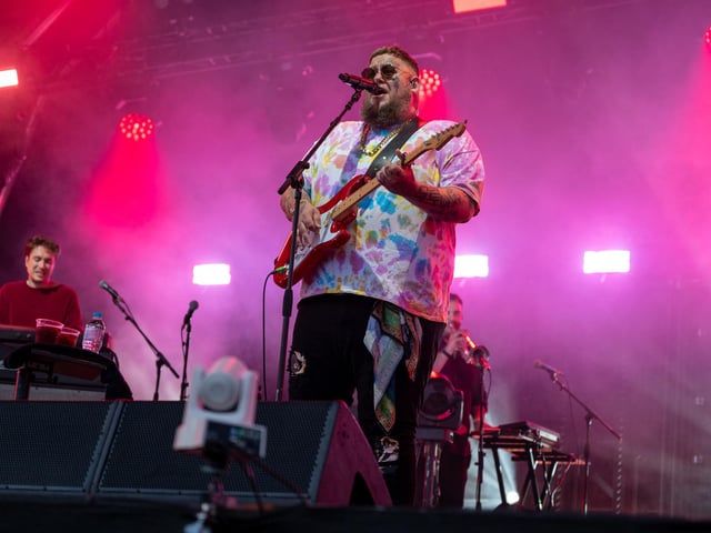 Rag 'n' Bone Man performing at Campbell Park, Milton Keynes, July 16, 2022. Photo by David Jackson.