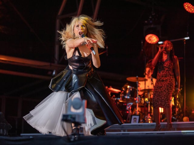 Paloma Faith performing at Campbell Park in Milton Keynes on July 17, 2022. Photo by David Jackson.