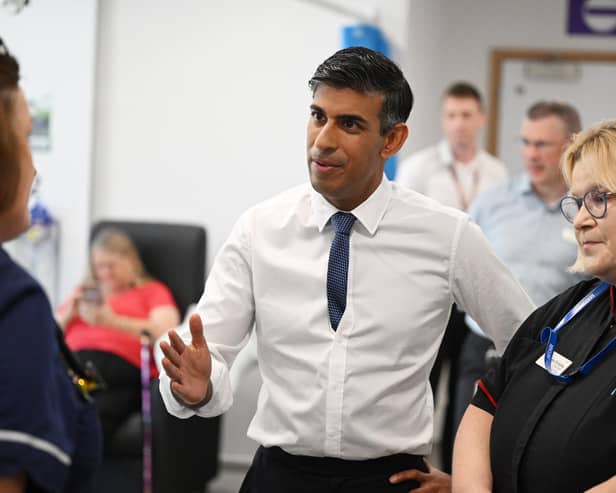 MILTON KEYNES, ENGLAND - AUGUST 15:  Prime Minister Rishi Sunak in Milton Keynes Hospital on August 15, 2023 in Milton Keynes, England. (Photo by Leon Neal - WPA Pool/Getty Images)