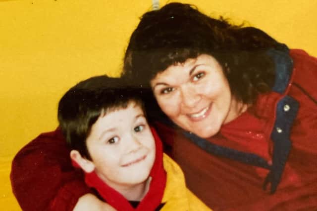 Oscar Long, who died of a DIPG in November 2002, with mum Sarah.