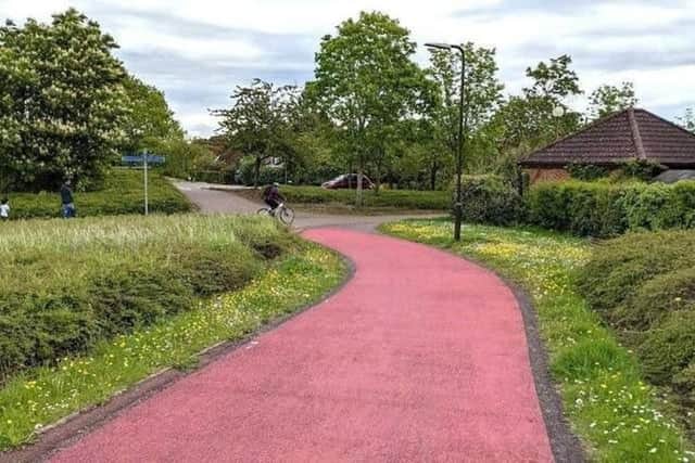 Redway Heated debate erupts over whether cyclists should stick to redways and ...