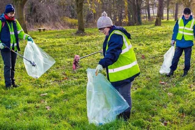 Join in the mass Milton Keynes litter pick