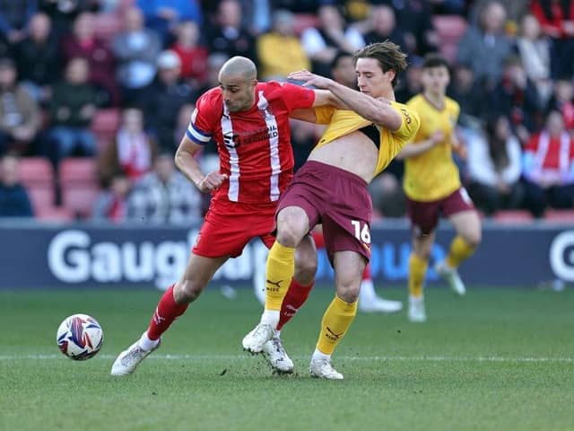 Former Charlton Athletic and Leyton Orient midfielder Darren Pratley is one of a number of players who are now looking for a new club.