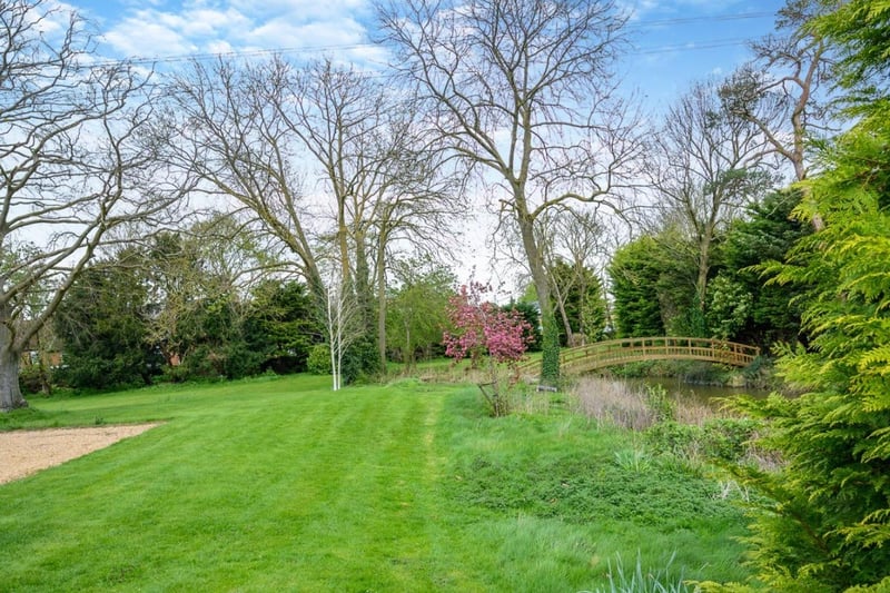 And there's even a bridge going over the semi-moated gardens. Idyllic, right?