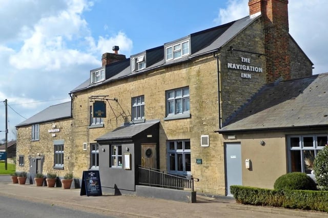 Dating back to 1822, The Navigation Inn in Cosgrove overlooks the Grand Union Canal and surrounding countryside. Once bordered by a wharf yard, corn warehouses, a coach house, Brewhouse and numerous other buildings, this Victorian inn has been carefully restored and extended to create a destination venue with an extensive lounge and bar area,