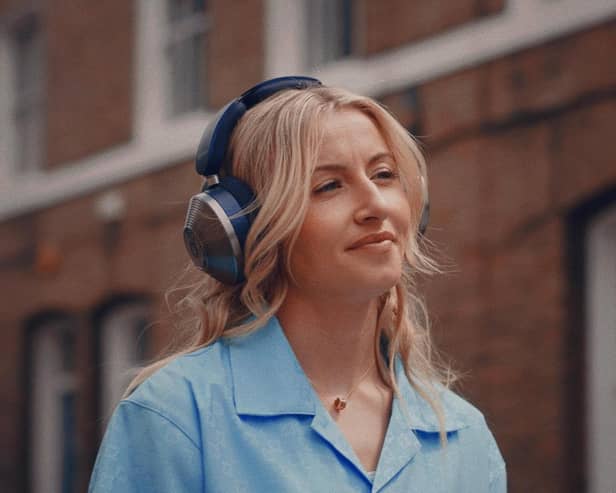 Leah Williamson sports the Dyson headphones