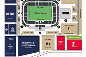 The blue areas are free parking and the brown areas are paid parking at MK1