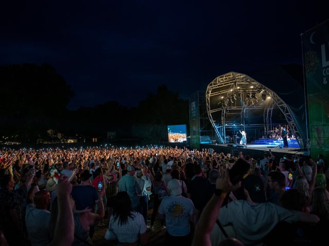 Paloma Faith performing at Campbell Park in Milton Keynes on July 17, 2022. Photo by David Jackson.