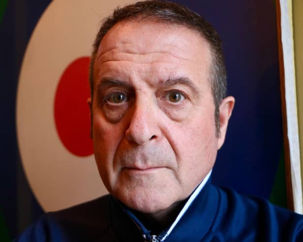 Mark Thomas
