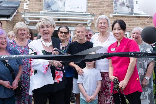 Gloria Hunniford cuts the ribbon to officially open Bluebell House in Milton Keynes
