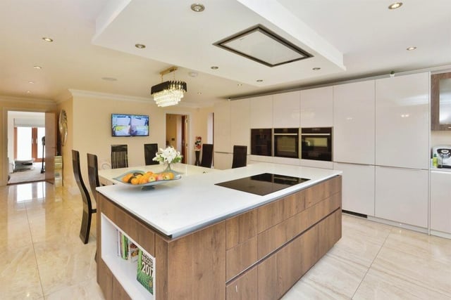 The joint kitchen, breakfast and family room at the property on Ashford Crescent