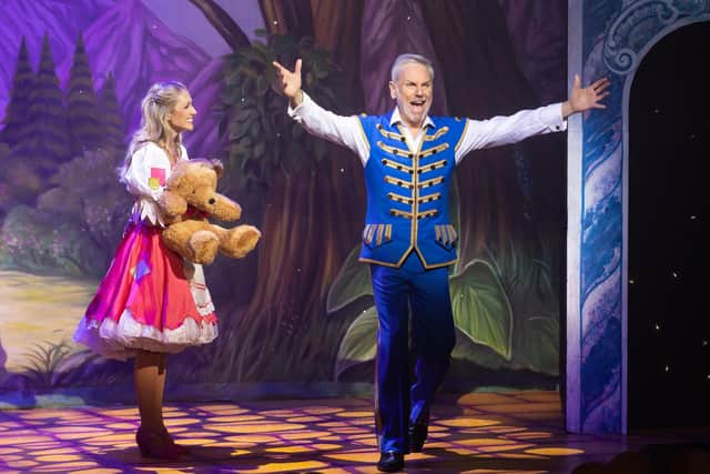 The panto in Mk this year will be Cinderella